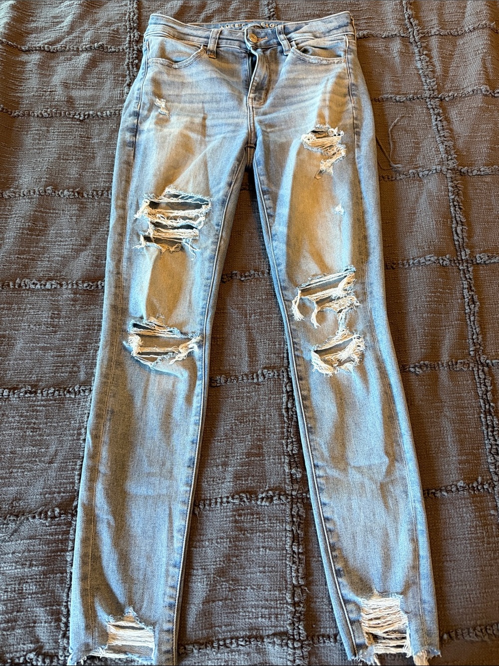 American Eagle Outfitters Light Blue Ripped Skinny Jeans